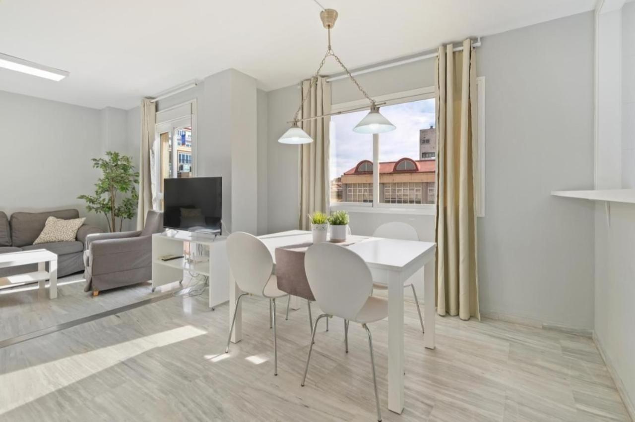 Apartamento En Calle Cuarteles De Dos Habitaciones Málaga Eksteriør bilde