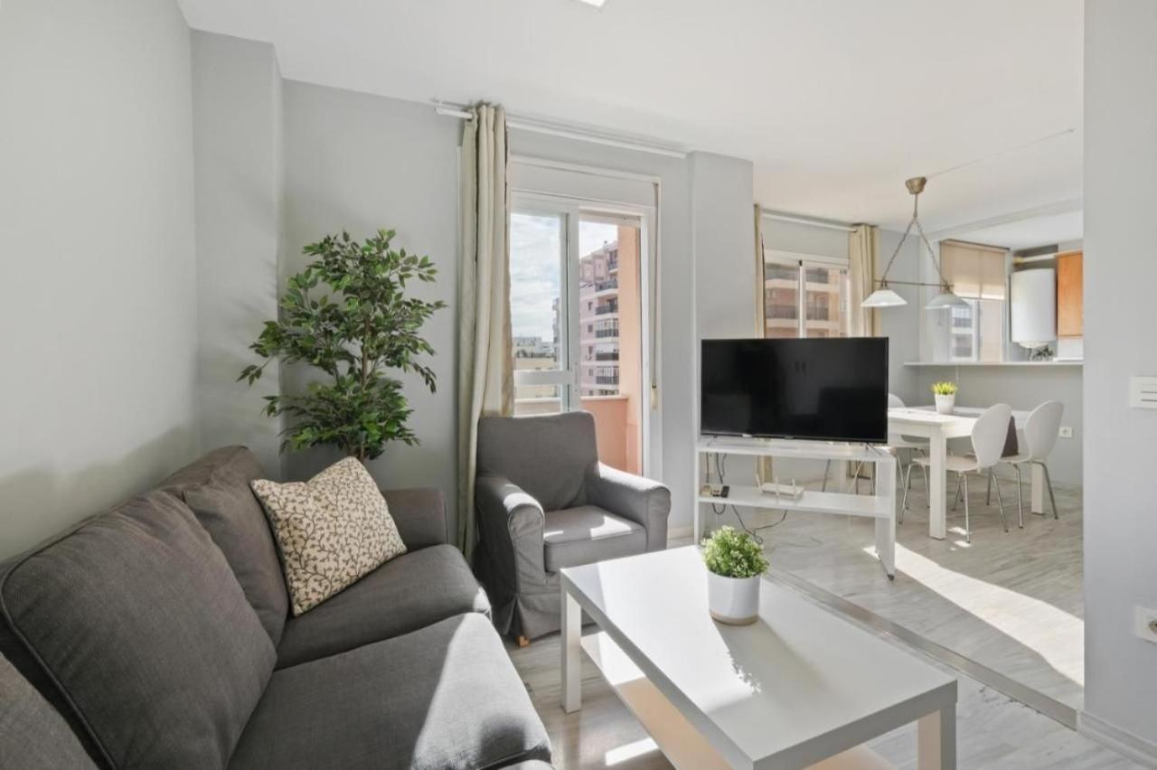 Apartamento En Calle Cuarteles De Dos Habitaciones Málaga Eksteriør bilde